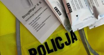 M&oacute;wiła sama do siebie, ciągle wchodziła na naczepę&rdquo;. 27-latka prowadząca ciężar&oacute;wkę&nbsp; była pod wpływem amfetaminy