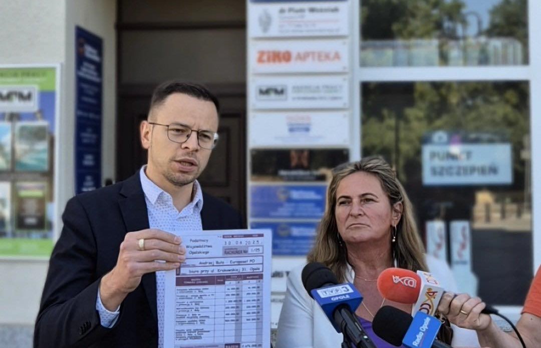 Męczeństwo według Komarzyńskiego. Oscar za montaż, dwója z uczciwości: Radny Komarzyński i „Tajemnica Wyciętej Prawdy”