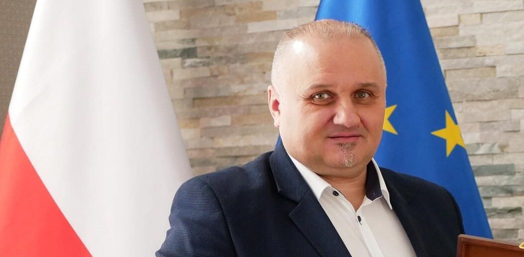 Starosta Nyski Daniel Palimąka stawia na transparentność i zawiesza członkostwo w KO