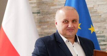 Starosta Nyski Daniel Palimąka stawia na transparentność i zawiesza członkostwo w KO