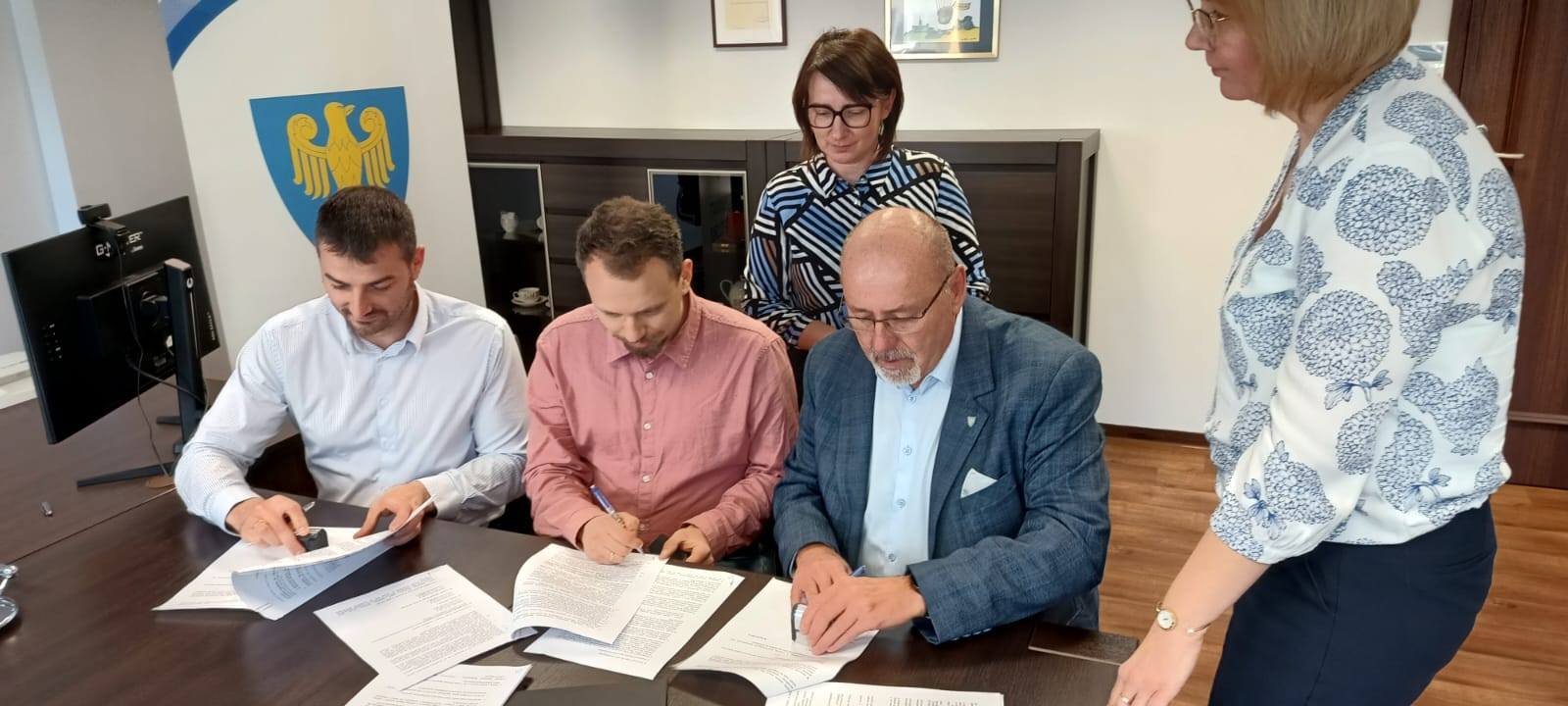 Bezpieczeństwo ukryte w murach. Powiat Opolski buduje fundamenty odporności