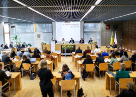 Edukacja regionalna kluczem do nowoczesnego patriotyzmu. Przewodniczący Sejmików RP apelują do rządu