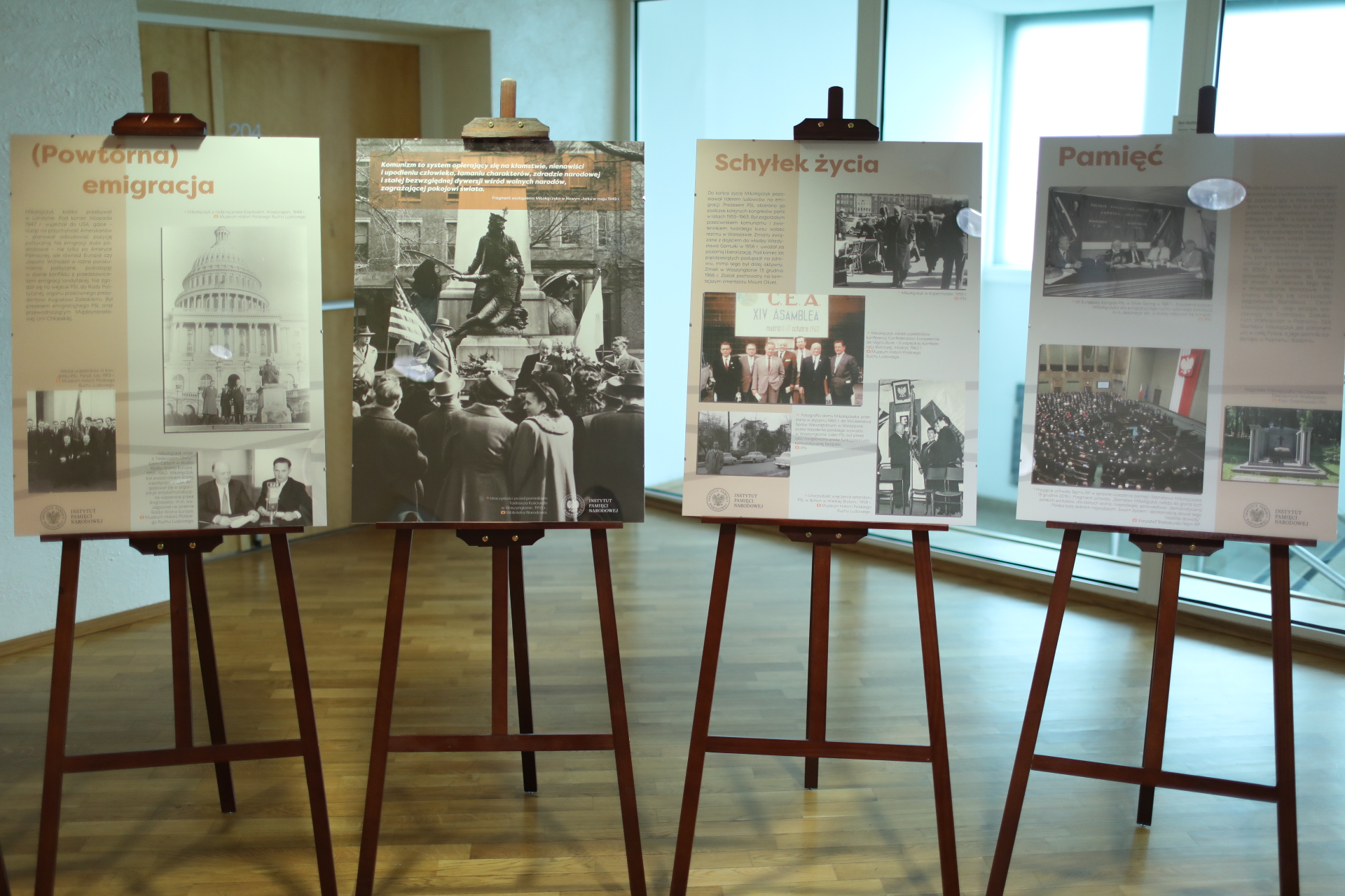 Powrót premiera na dach, czyli opolska lekcja (nie)pokory