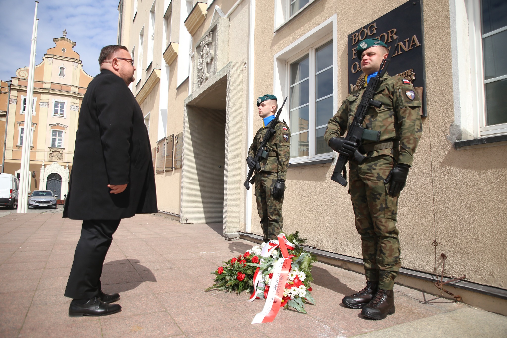 Wspólnota blizn i godności
