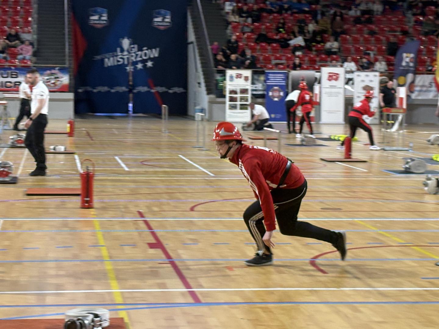 Przyszłość w mundurze, czyli ogień pasji w Hali Azoty