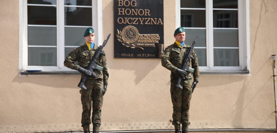 Wspólnota blizn i godności Wspólnota blizn i godności