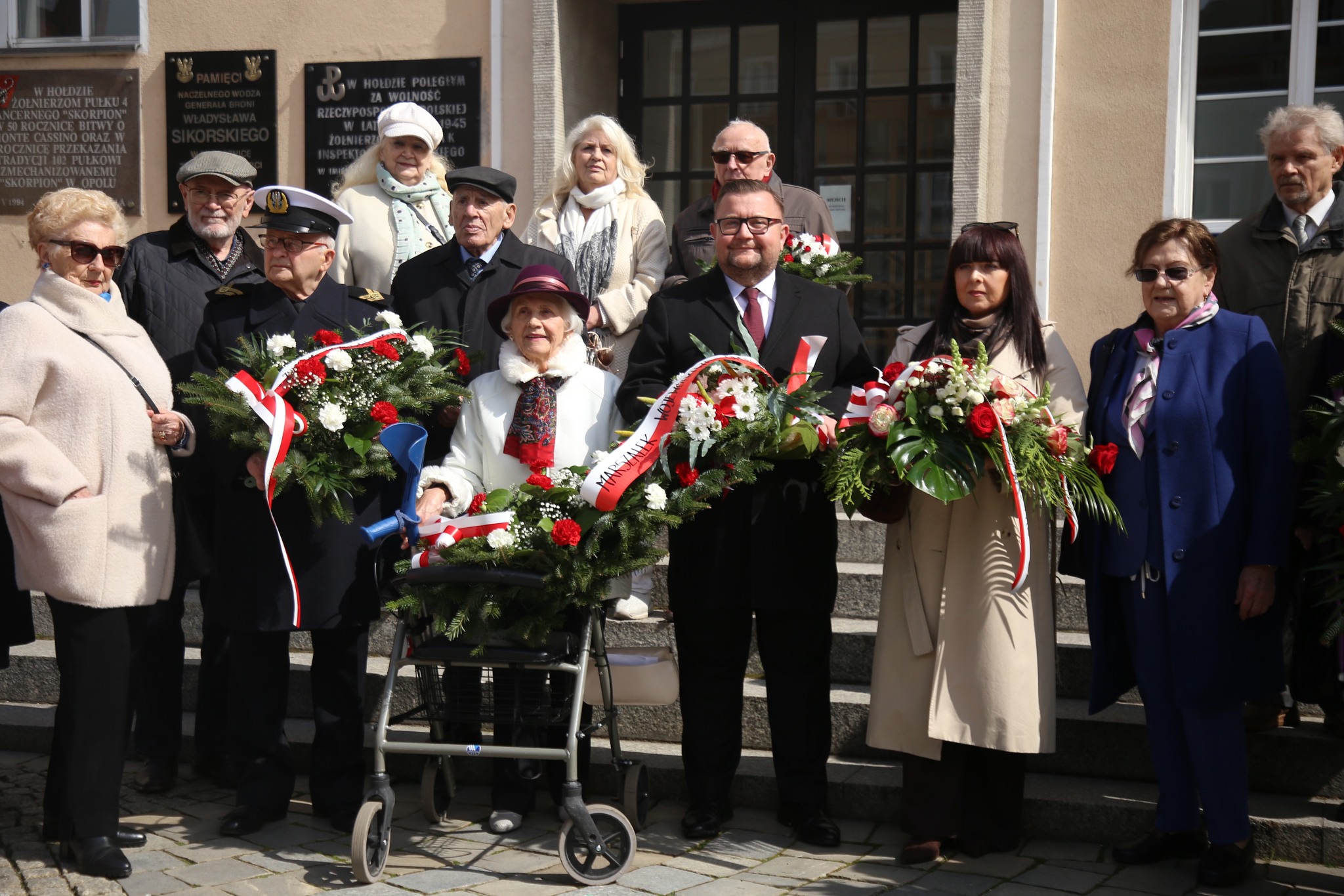 Wspólnota blizn i godności
