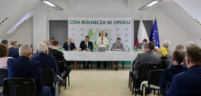 Kryzysowa debata w Opolu: Przyszłość rolnictwa pod lupą resortu