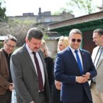 Nowy blask historycznego DPS w Grodkowie. Sukces wsp&oacute;łpracy rządu i samorządu