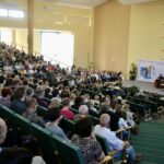 Jubileuszowe &bdquo;Zaczytane Opolskie&rdquo; z wielką klasą. Jolanta Kwaśniewska wypełniła Aulę Wydziału Teologicznego po brzegi