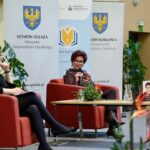 Jubileuszowe &bdquo;Zaczytane Opolskie&rdquo; z wielką klasą. Jolanta Kwaśniewska wypełniła Aulę Wydziału Teologicznego po brzegi