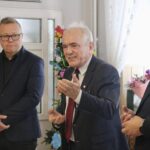 Nowy blask historycznego DPS w Grodkowie. Sukces wsp&oacute;łpracy rządu i samorządu