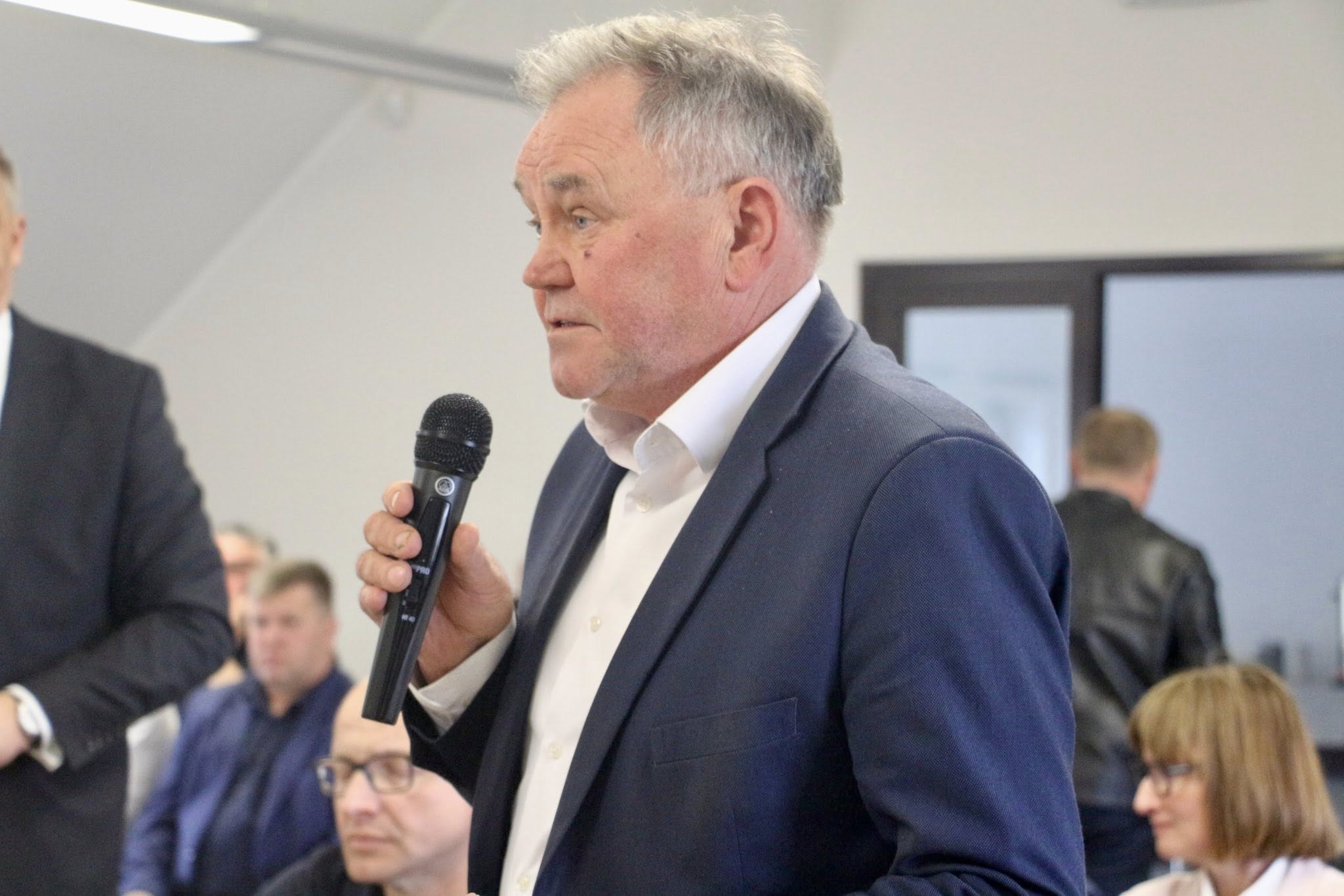 Kryzysowa debata w Opolu: Przyszłość rolnictwa pod lupą resortu