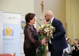Jubileuszowe „Zaczytane Opolskie” z wielką klasą. Jolanta Kwaśniewska wypełniła Aulę Wydziału Teologicznego po brzegi