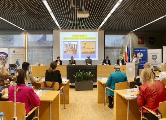 Standardy, a nie przechowalnie – Opolszczyzna stawia na nowoczesną opiekę nad dziećmi