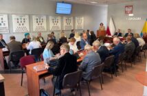 Więcej bezpieczeństwa w szkołach. Powiat Opolski wchodzi w międzynarodowy projekt z Czechami