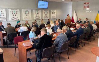 Więcej bezpieczeństwa w szkołach. Powiat Opolski wchodzi w międzynarodowy projekt z Czechami