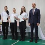 Czas pożegnań i nowych początk&oacute;w &ndash; Maturzyści w plac&oacute;wkach Powiatu Opolskiego