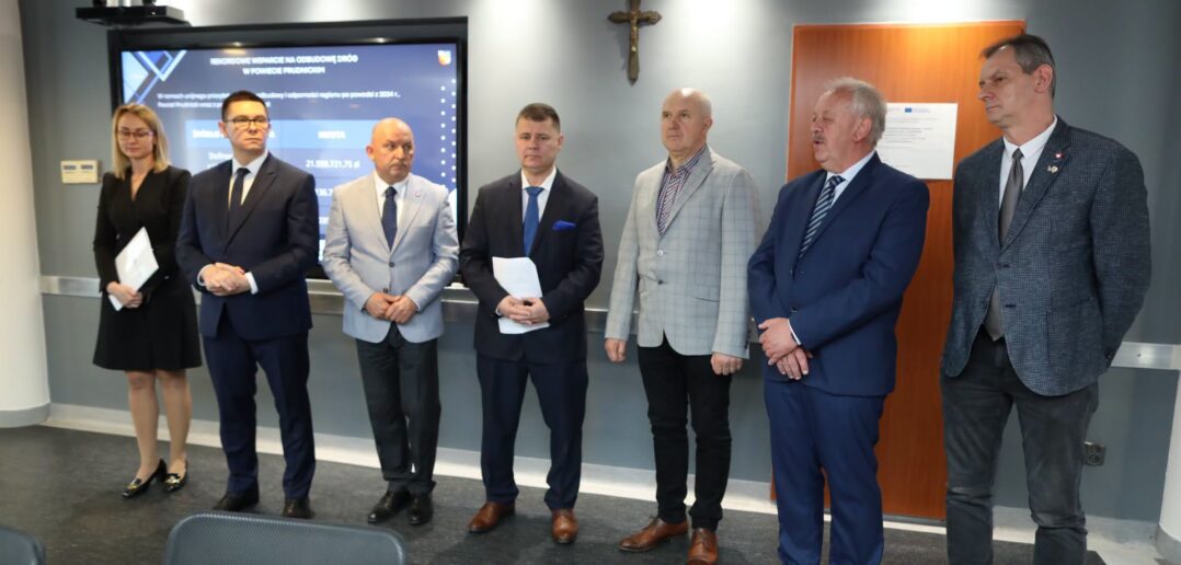 Ponad 22 miliony złotych na ratunek drogom w powiecie prudnickim