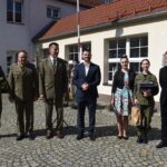 Czas pożegnań i nowych początk&oacute;w &ndash; Maturzyści w plac&oacute;wkach Powiatu Opolskiego