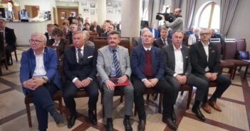 Debata o przyszłości regionu: Pierwszy Konwent Samorządowc&oacute;w w Pokrzywnej