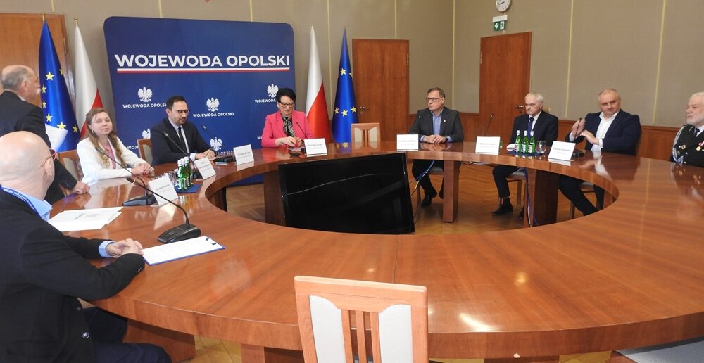 &nbsp;Miliony na nowe wozy dla OSP – bohater&oacute;w walki z powodzią