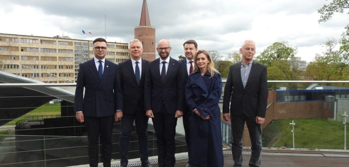 Amfiteatr przyszłości: 50 milion&oacute;w złotych na modernizację i stałe zadaszenie opolskiej legendy