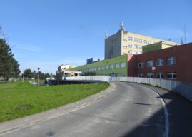 Karetką bez wstrząsów, czyli nowy wjazd do serca opolskiej medycyny