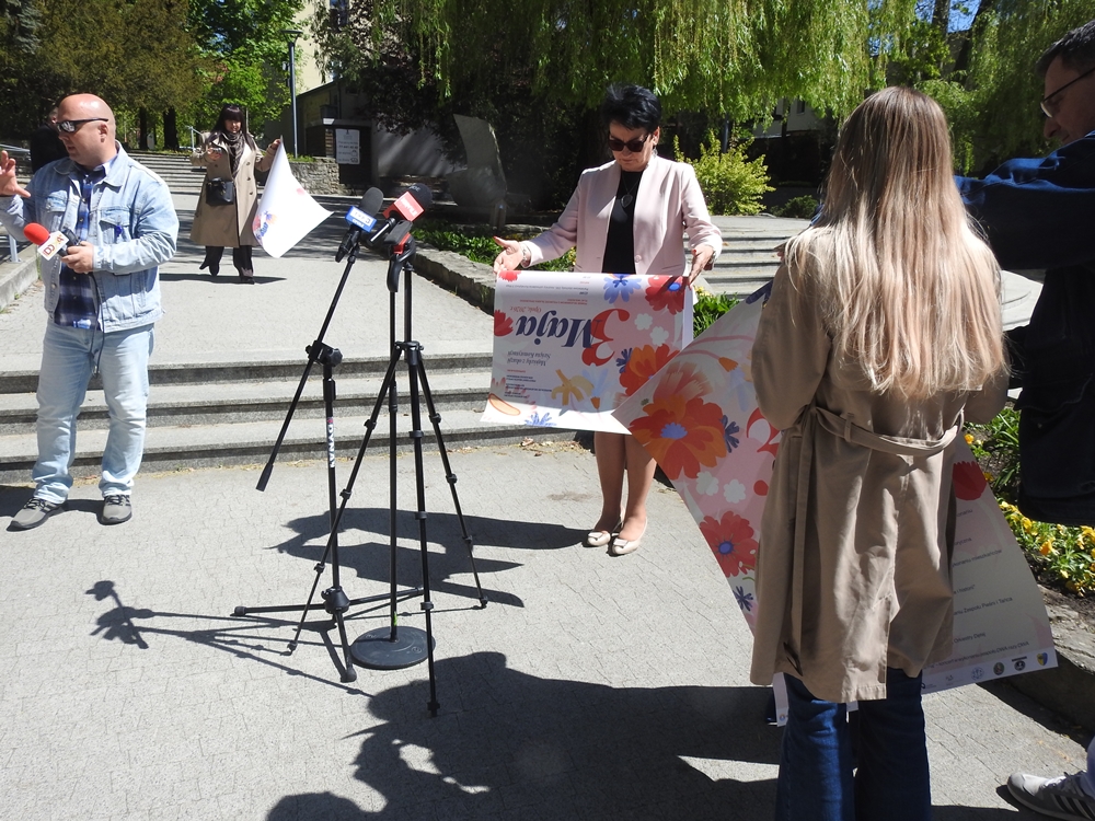 Biało-czerwona majówka w Opolu: Patriotyzm, taniec i rodzinny piknik