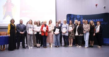 Siła jest kobietą. Opolszczyzna stawia na odważne liderki i podwaja budżet na ich rozw&oacute;j