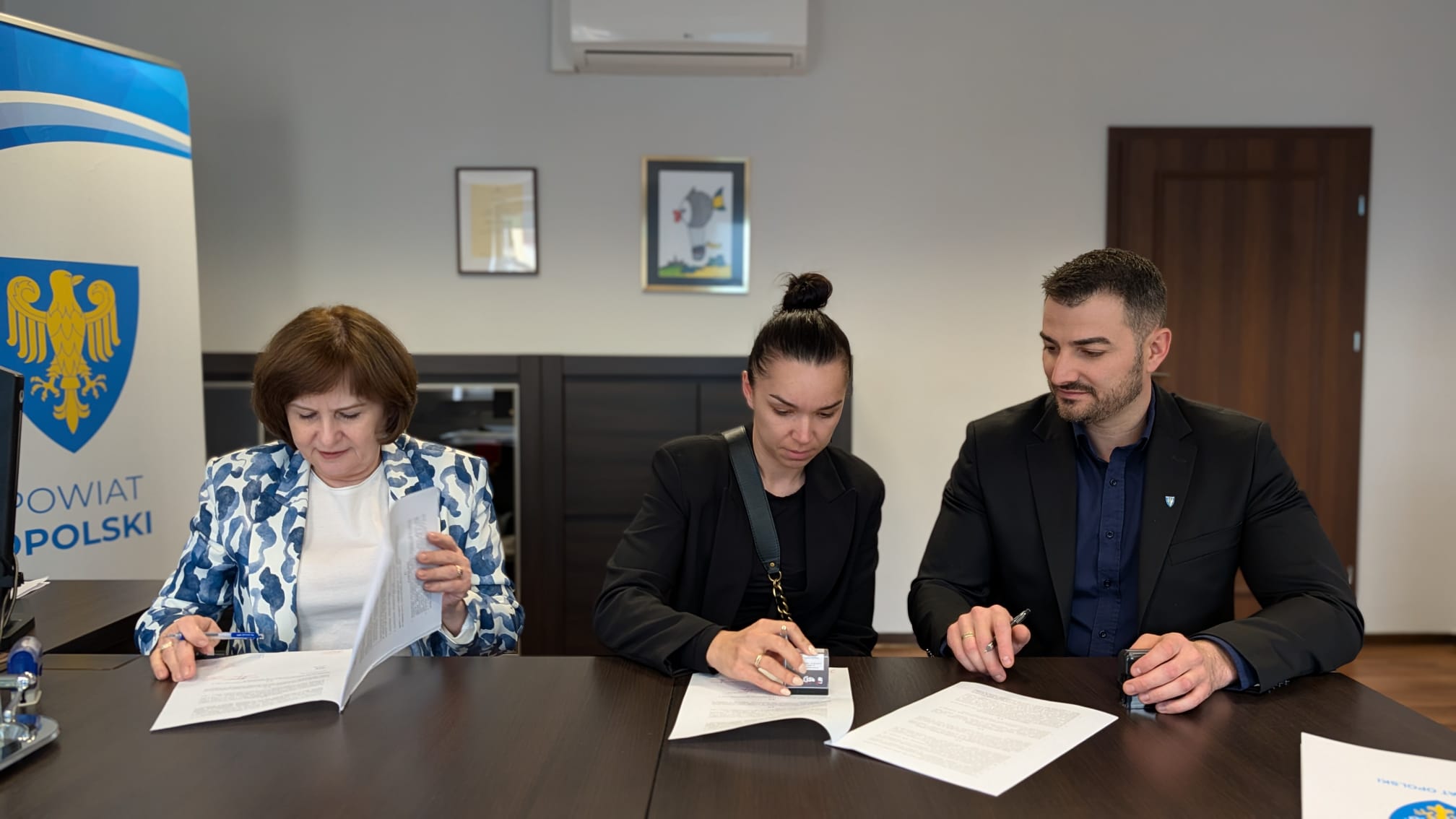 Inwestycja w pasję i aktywność: Powiat Opolski wspiera lokalne organizacje