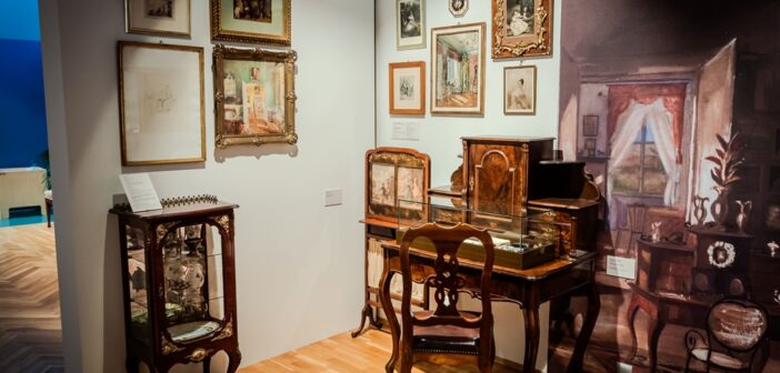 Świadkowie nieistniejącego świata: Drugie życie mebli z Pokoju