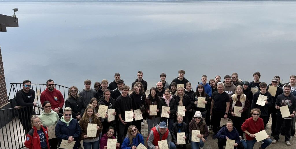 Opolskie wzmacnia bezpieczeństwo nad wodą: 70 tysięcy złotych dotacji i nowi ratownicy w gotowości