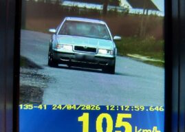 Sezon na „ciężką nogę” i promile. Czy zdrowy rozsądek wyjechał na majówkę?