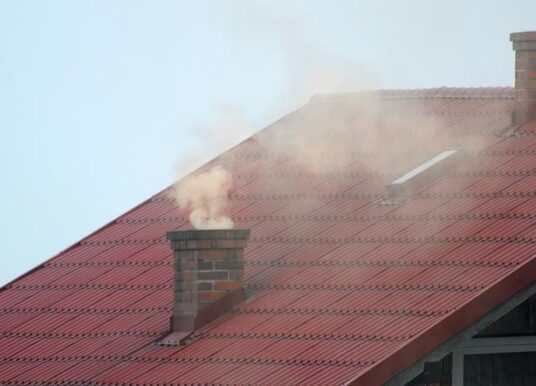 Ruszył nabór na wymianę „kopciuchów”. Nawet 5 tys. zł dotacji dla mieszkańców powiatu opolskiego