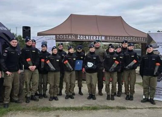 Srebro dla kadetów z Tułowic! Sukces na wojewódzkim Przeglądzie Musztry