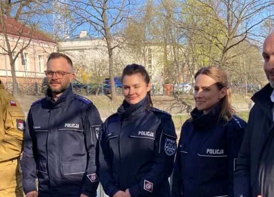 Wielkanoc pod nadzorem służb. Jak spokojnie przeżyć święta i nie dać się zaskoczyć?