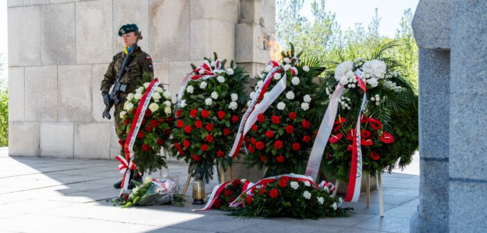 Śląska sztafeta pokoleń. Na G&oacute;rze św. Anny uczczono 105. rocznicę III Powstania Śląskiego