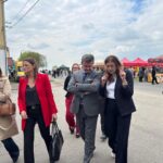 Łosiów tonie w kwiatach. I całe szczęście, że jeszcze są miejsca, gdzie ludzie zachwycają się pelargonią bardziej niż ekranem telefonu