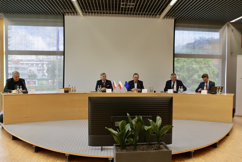Granica, która już nie dzieli. O czeskiej przyjaźni, opolskich lamach i młodych ludziach, którzy przejmą pałeczkę