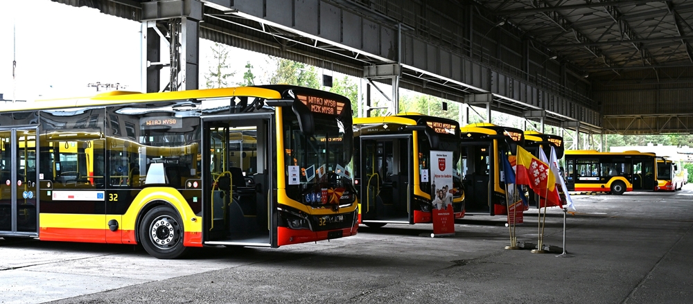 Nyski MZK rośnie w siłę: Kolejne hybrydy na ulicach miasta