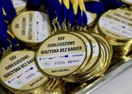 Stegu Arena pęka w szwach, czyli sportowy nokaut barier