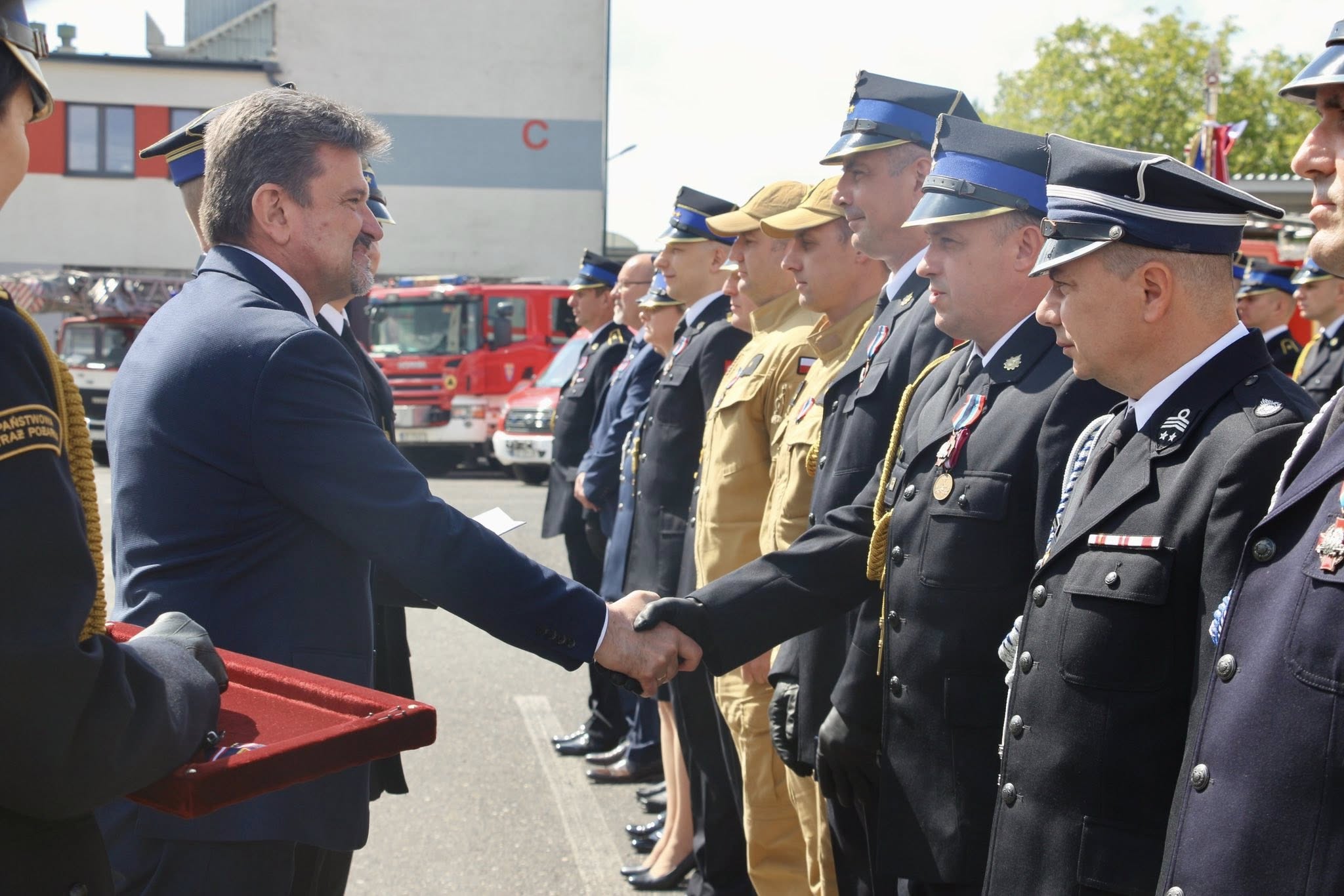 Pomoc ludziom na pierwszym miejscu: Opolscy strażacy świętują