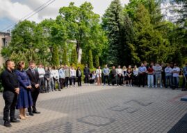 Złoty standard w Ozimku: Technikum nr 1 w Polsce świętuje w blasku nowej ekoklasy