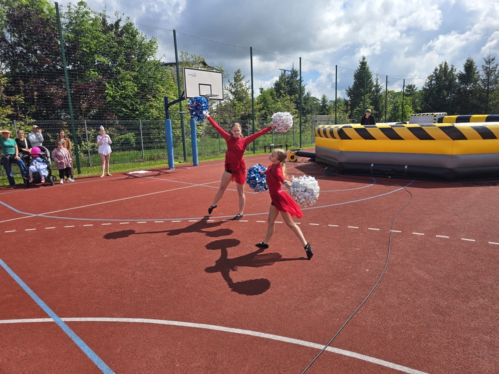 Zamiast nudnych wykładów – taniec, sport i wartości. Jak Prudnik uczył „Kroków ku lepszym wyborom”