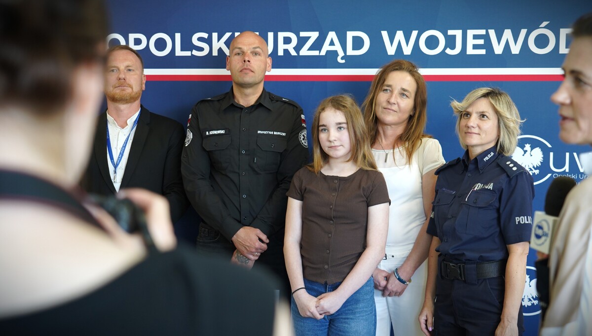 Zuzia i numer, który nie służy do żartów. 11 lat, telefon i coś więcej niż odwaga