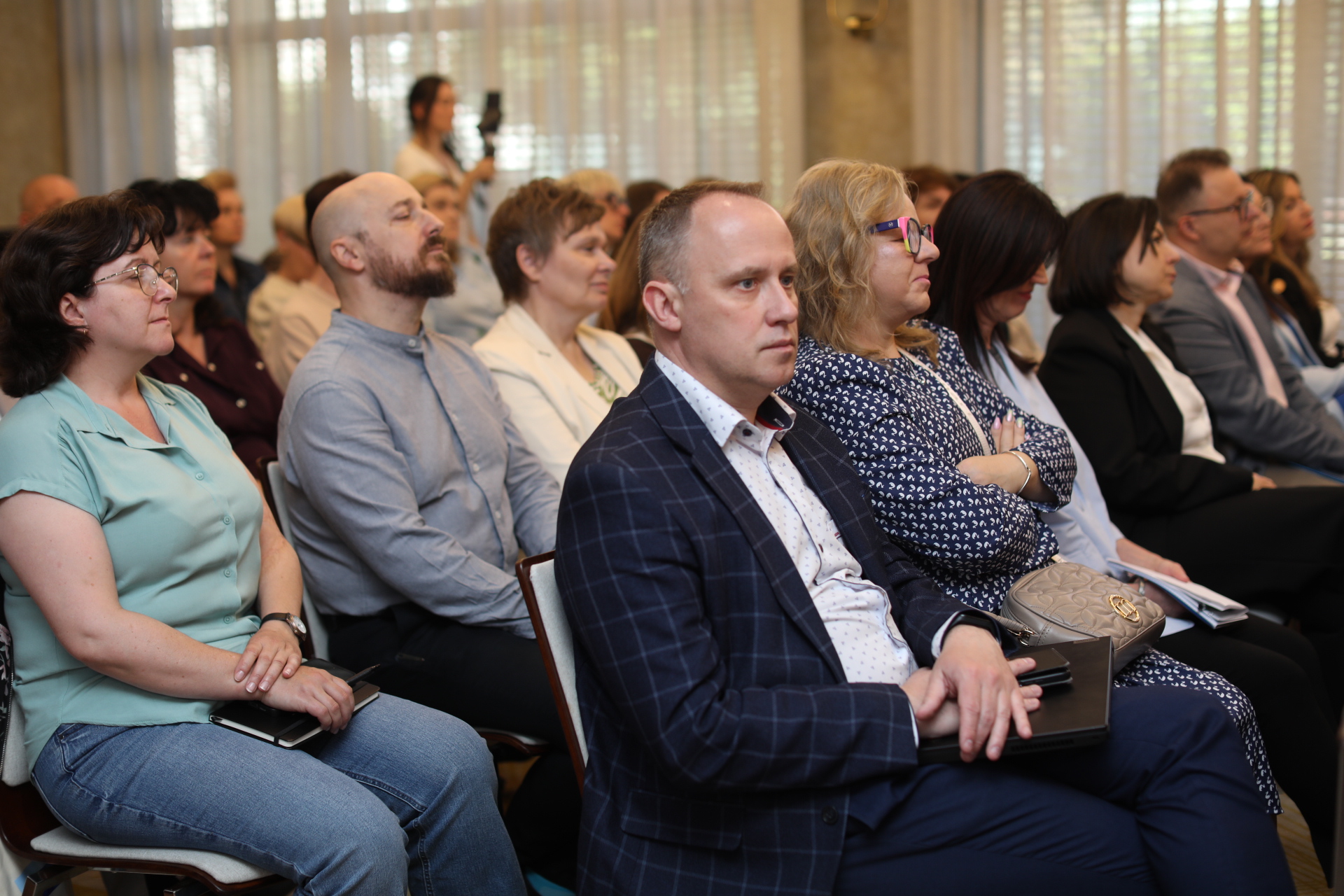Między samotnością a systemem. Opolskie szuka odpowiedzi, zanim będzie za późno