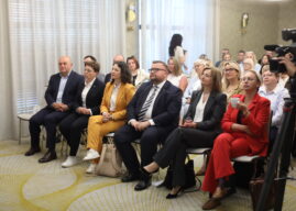 Między samotnością a systemem. Opolskie szuka odpowiedzi, zanim będzie za późno