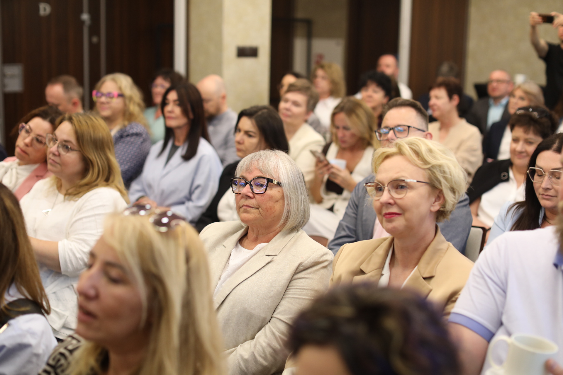 Między samotnością a systemem. Opolskie szuka odpowiedzi, zanim będzie za późno