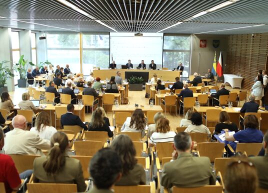 Fundusze europejskie, OZE i rozwój regionu. Podsumowanie XXVII Sesji Sejmiku Województwa Opolskiego